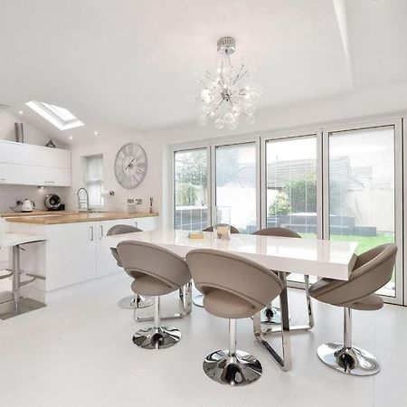 Home In Southsea With Hot Tub, Close To The Sea Portsmouth Extérieur photo