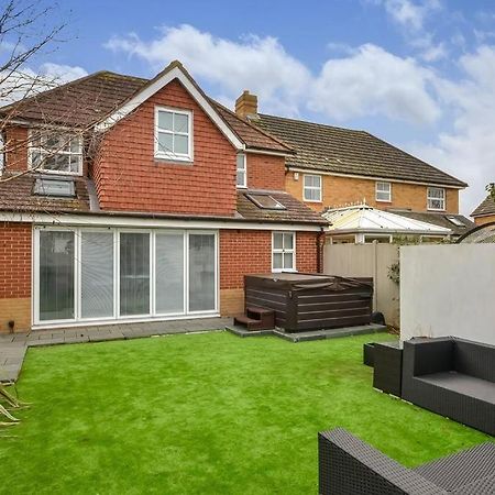 Home In Southsea With Hot Tub, Close To The Sea Portsmouth Extérieur photo